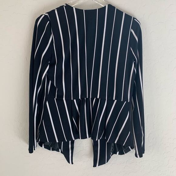 Sequin Hearts black white stripe blazer - Picture 7 of 7